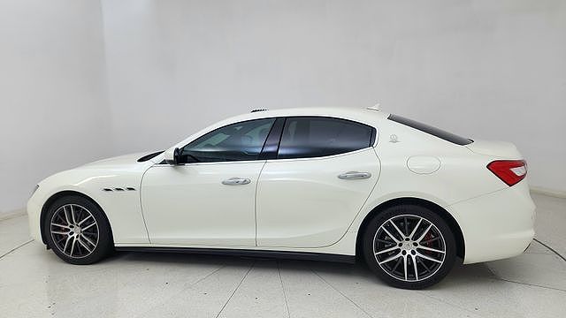 2019 Maserati Ghibli