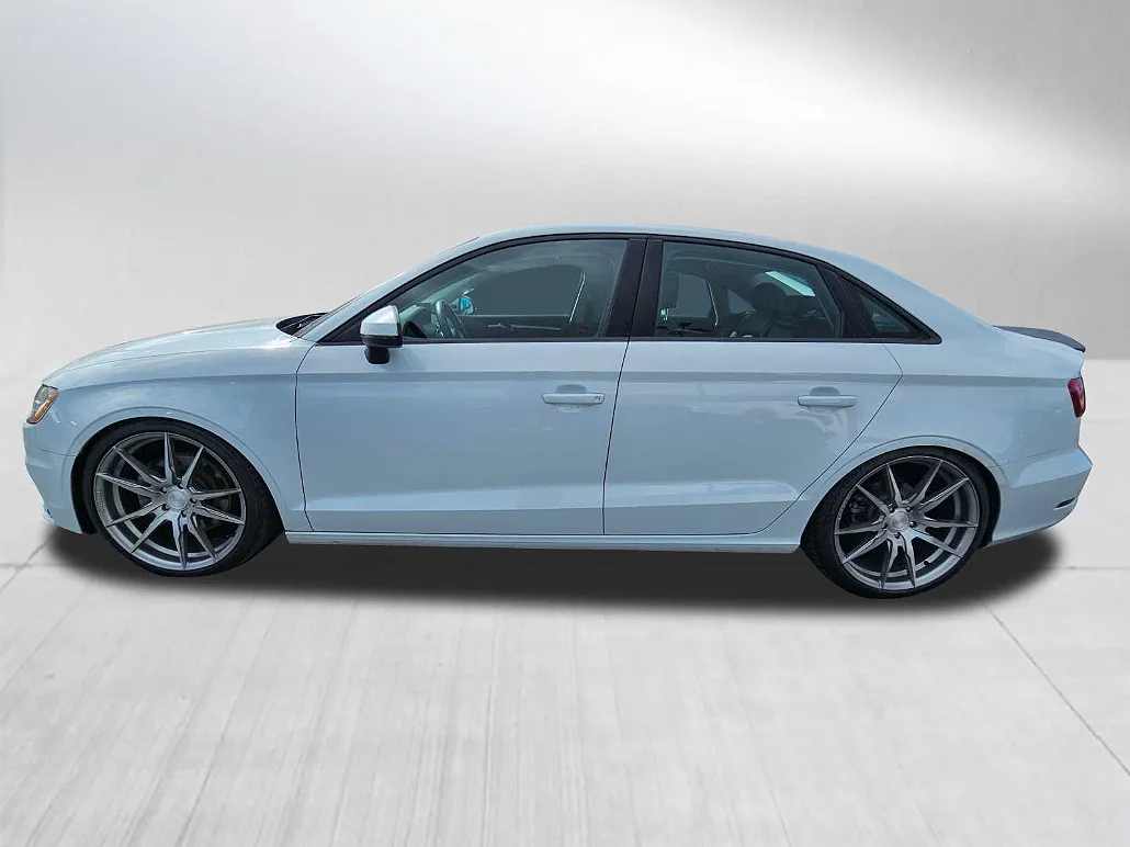 2015 Audi A3 Premium image 1