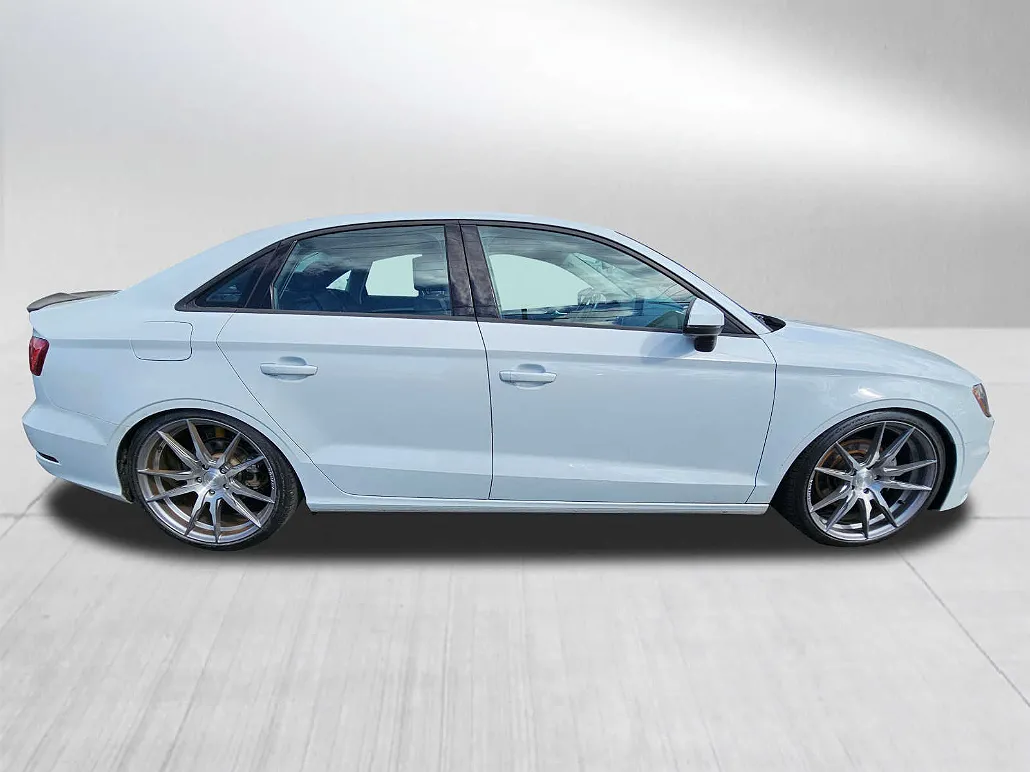 2015 Audi A3 Premium image 5
