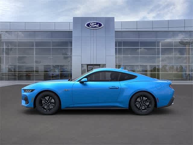 2024 Ford Mustang GT image 2