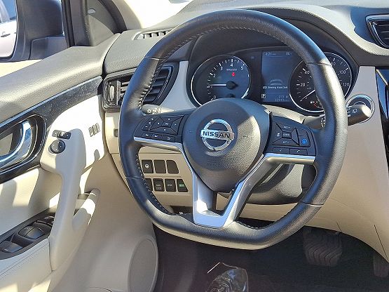 2022 Nissan Rogue Sport SV photo 10