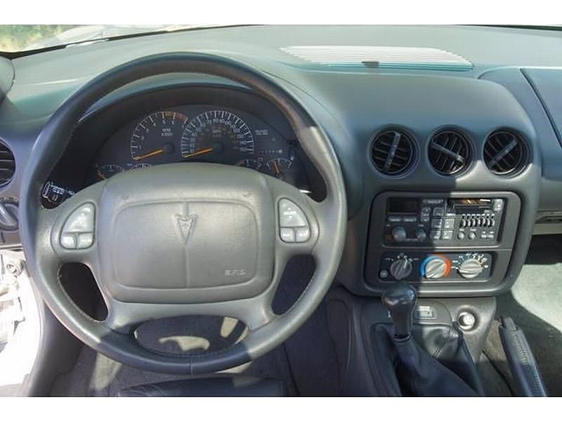 1995 Pontiac Firebird Trans Am image 2
