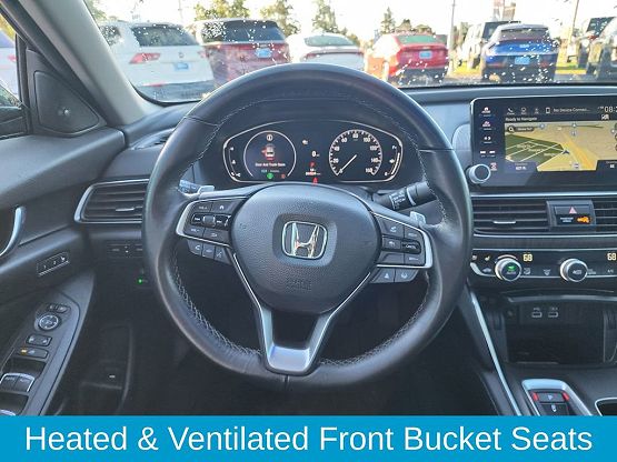 2022 Honda Accord Touring 2.0T photo 11