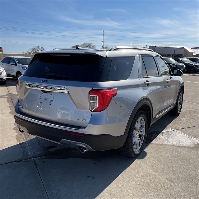 2021 Ford Explorer Limited Edition image 4