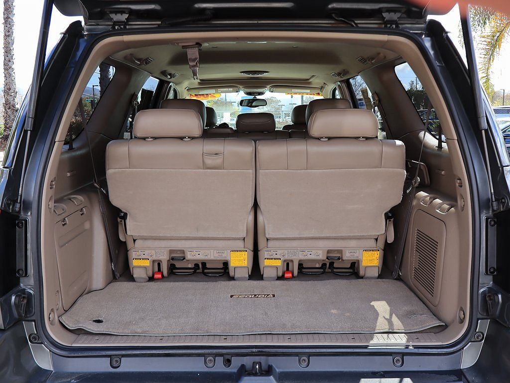 2004 Toyota Sequoia Limited Edition image 25