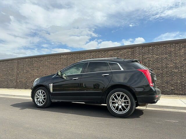 2014 Cadillac SRX Performance image 2