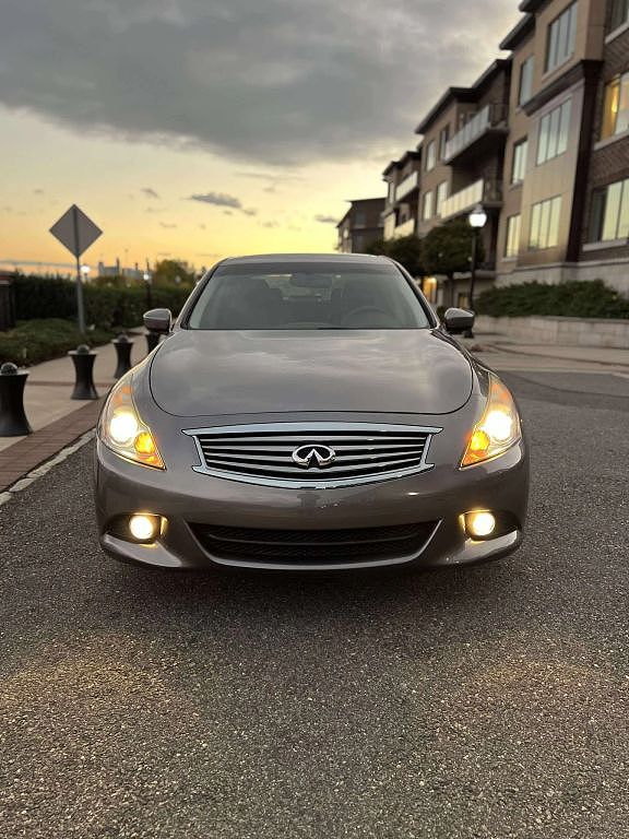 2015 Infiniti Q40