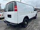 2010 Chevrolet Express 2500 image 7