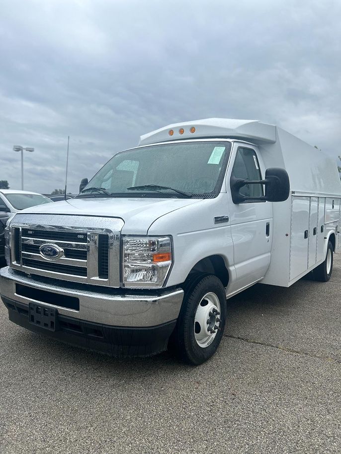 2025 Ford Econoline
