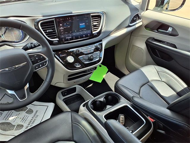 2024 Chrysler Pacifica
