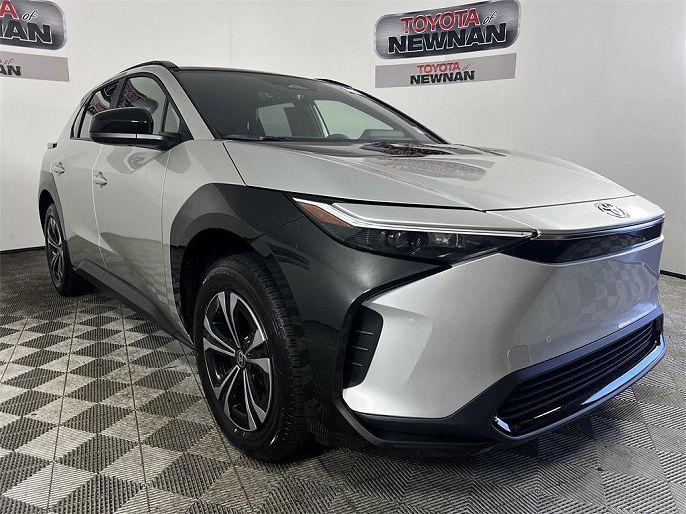 2025 Toyota bZ4X