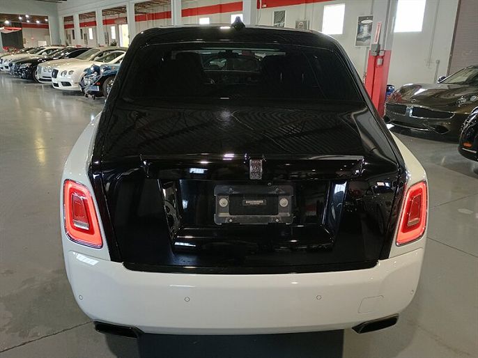 2019 Rolls-Royce Phantom
