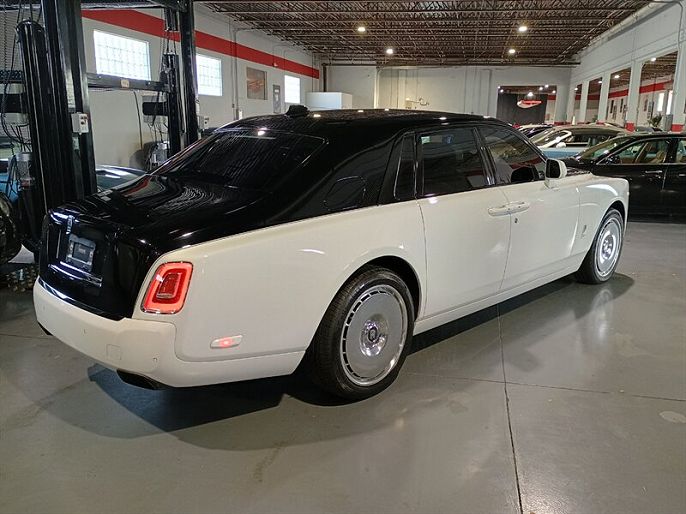 2019 Rolls-Royce Phantom