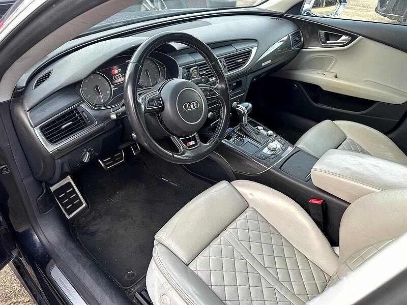 2013 Audi S7 Prestige image 2