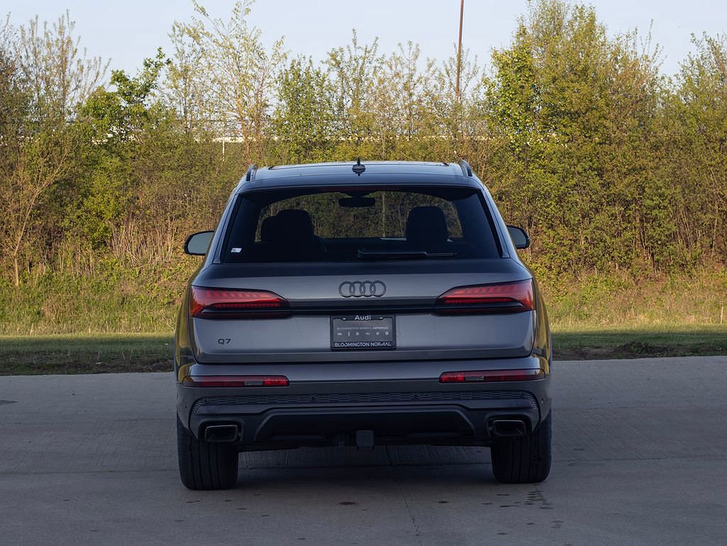 2025 Audi Q7 Premium Plus image 4