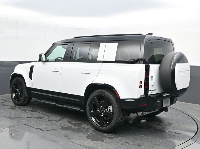 2025 Land Rover Defender