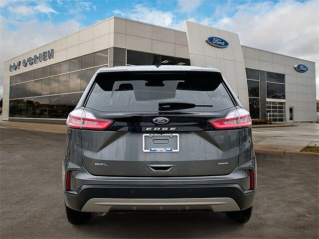 2023 Ford Edge