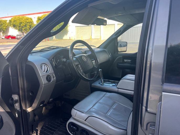 2006 Lincoln Mark LT