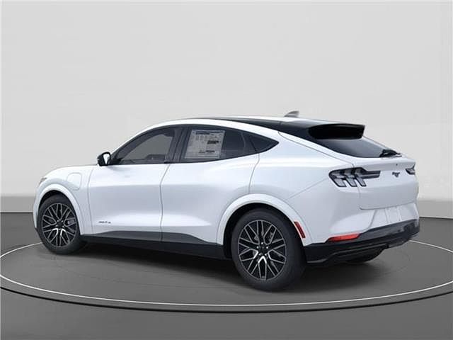 2025 Ford Mustang Mach-E