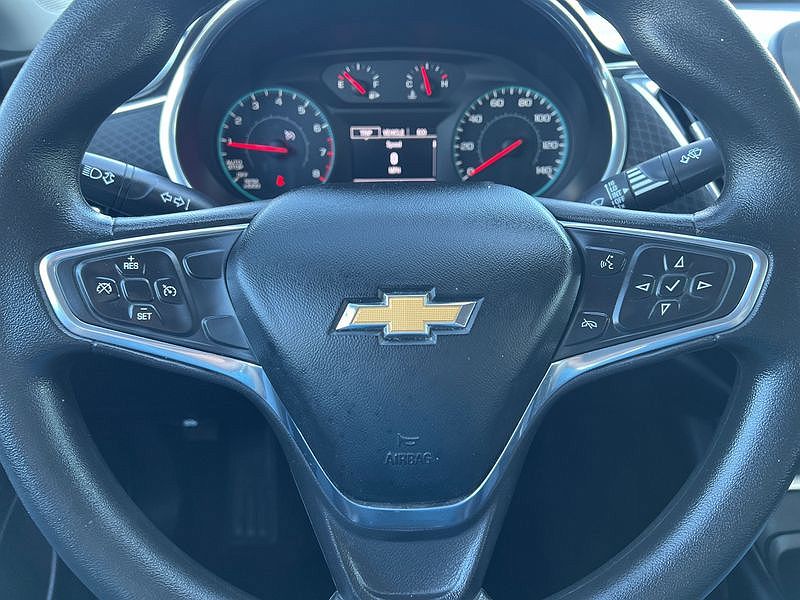 2016 Chevrolet Malibu LT image 10