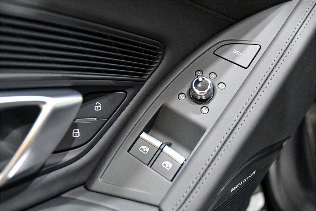 2020 Audi R8 5.2 image 14