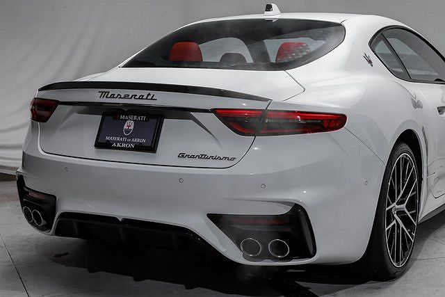 2024 Maserati GranTurismo Trofeo image 3