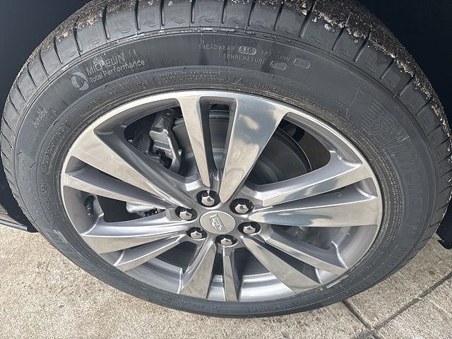 2025 Cadillac XT6