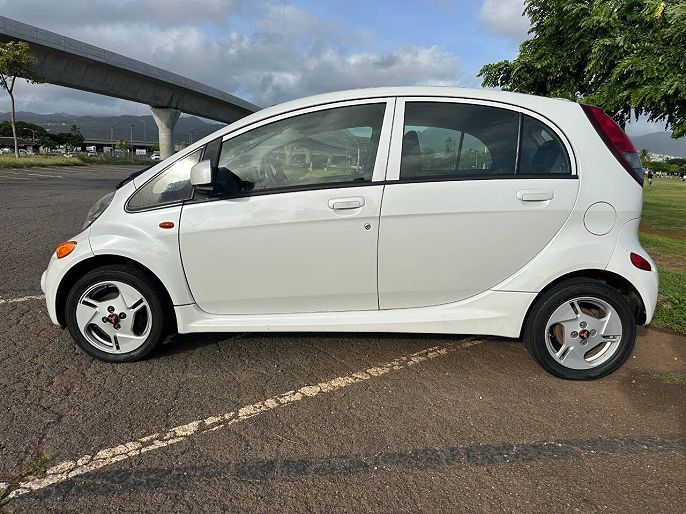 2012 Mitsubishi i-MiEV