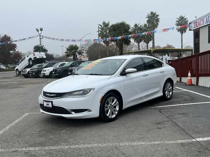 2017 Chrysler 200