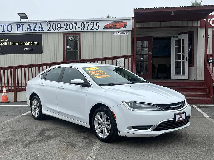 2017 Chrysler 200