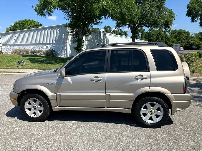 2004 Suzuki Grand Vitara