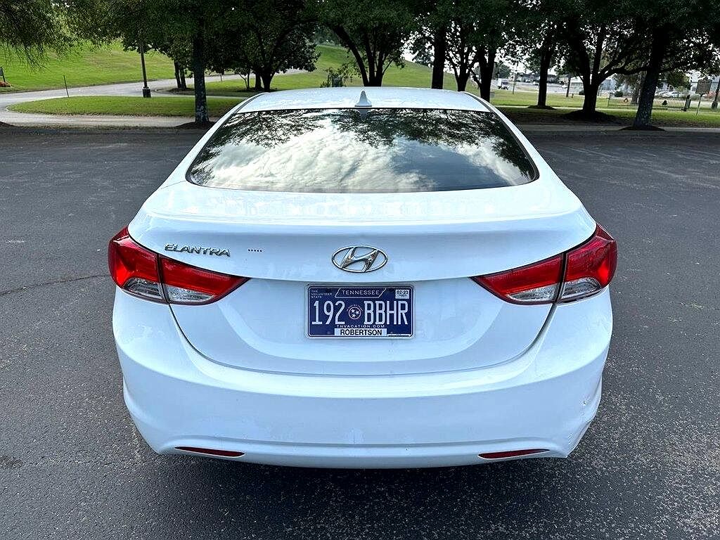 2013 Hyundai Elantra GLS image 5