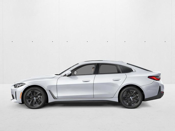 2026 BMW i4