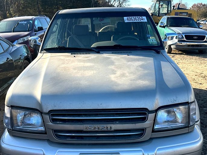 2002 Isuzu Trooper