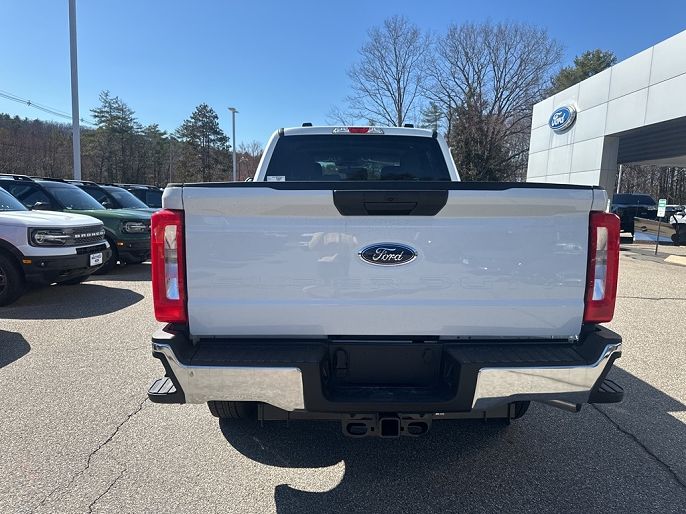 2025 Ford F-350