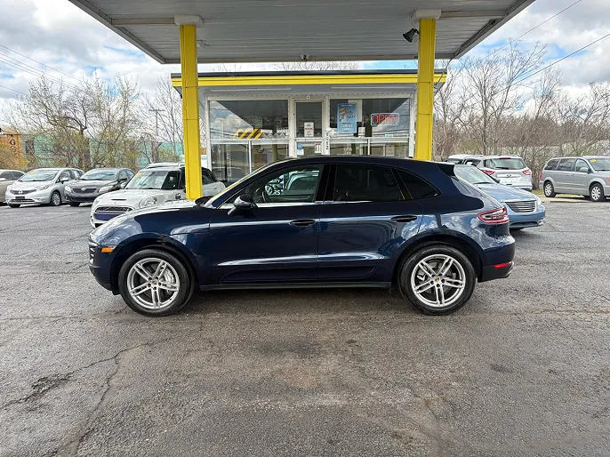 2017 Porsche Macan