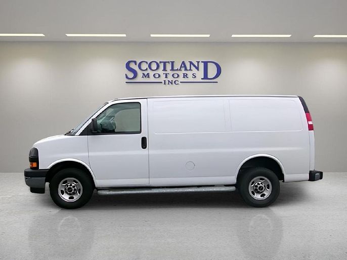 2023 GMC Savana
