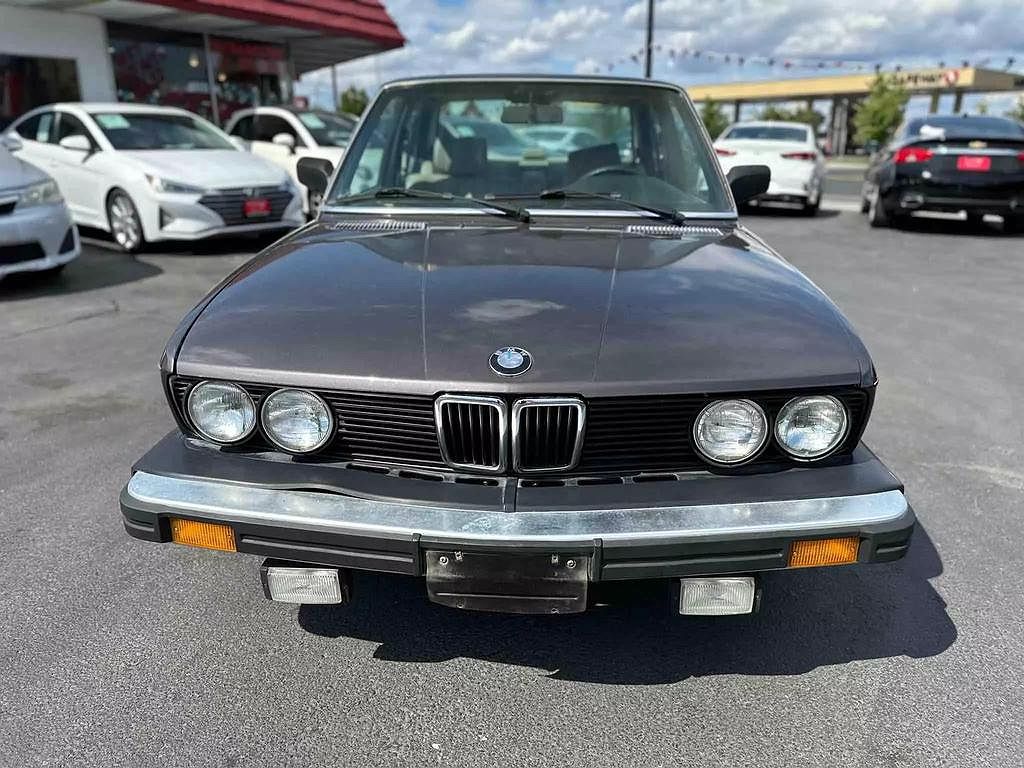 1988 BMW 5 Series 528e image 1