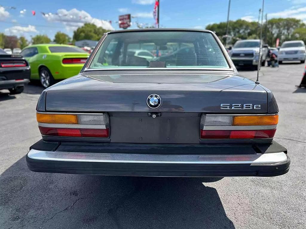 1988 BMW 5 Series 528e image 8