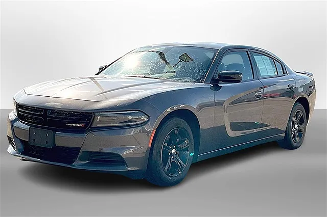 2022 Dodge Charger SXT image 2