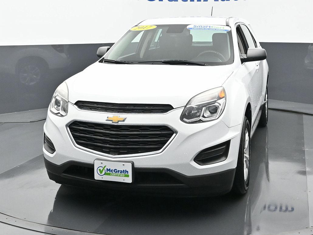 2017 Chevrolet Equinox LS image 3
