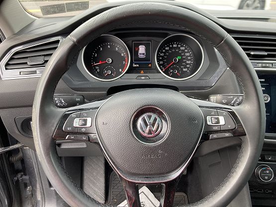 2020 Volkswagen Tiguan SE photo 4