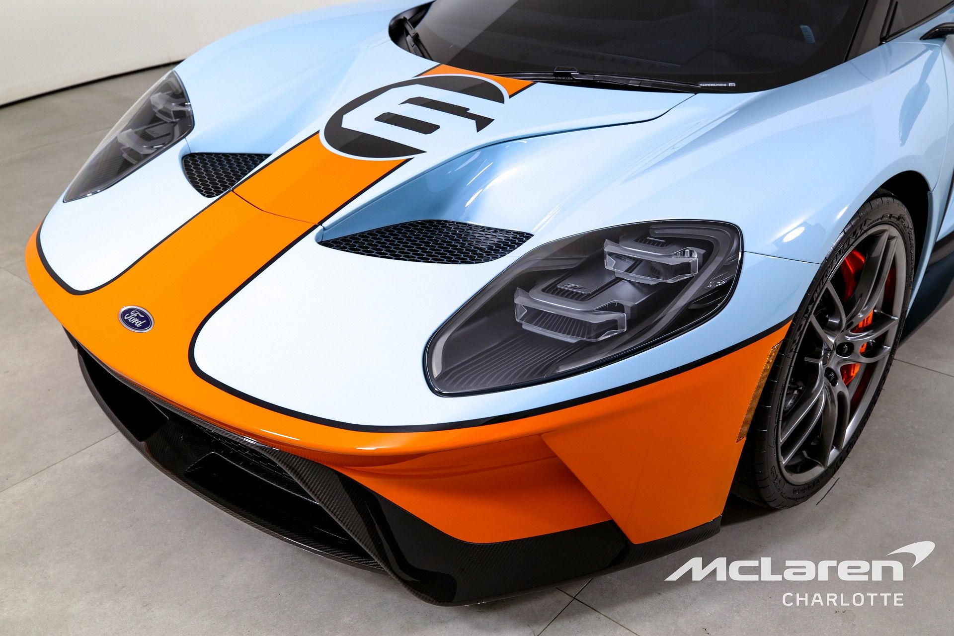 2020 Ford GT null image 30