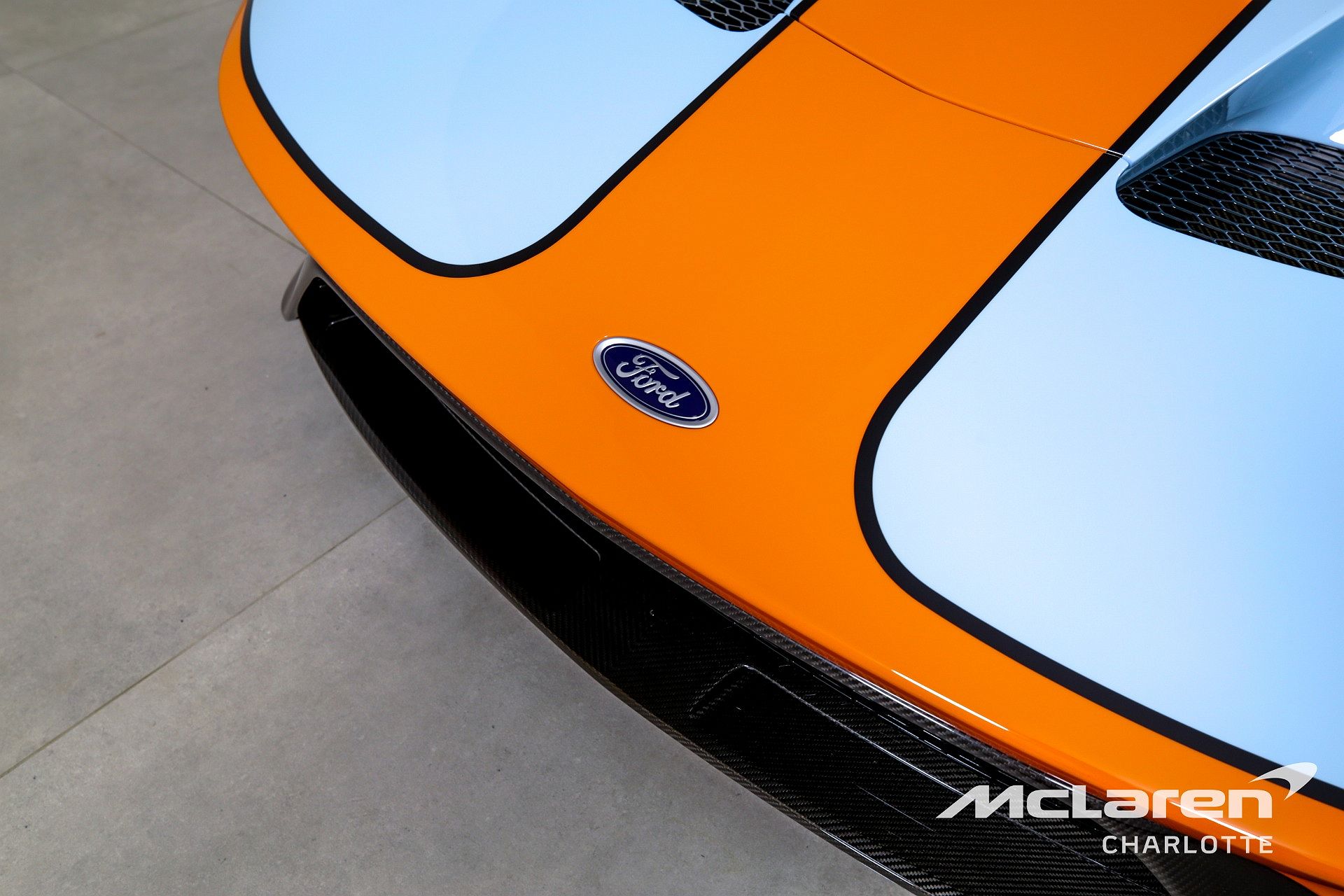 2020 Ford GT null image 33