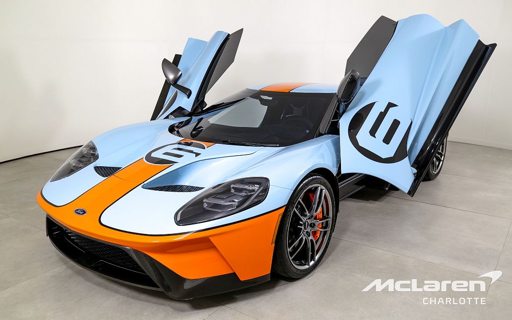 2020 Ford GT null image 4