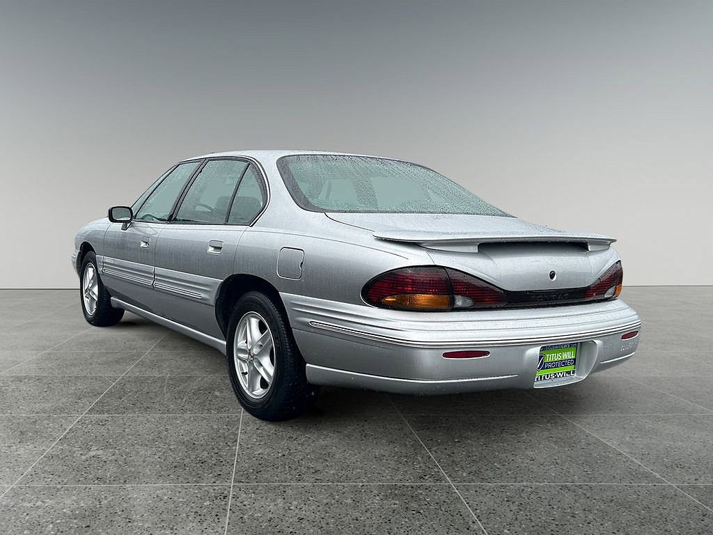 1999 Pontiac Bonneville SE image 4
