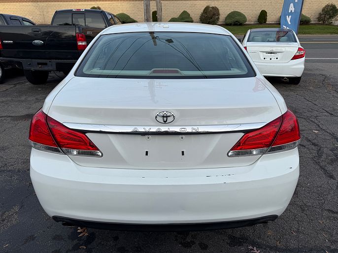 2011 Toyota Avalon
