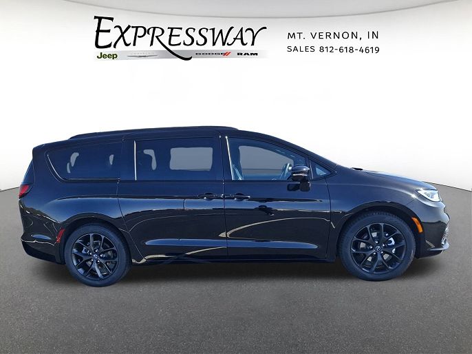 2025 Chrysler Pacifica