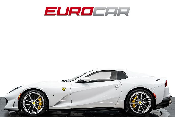 2022 Ferrari 812 GTS