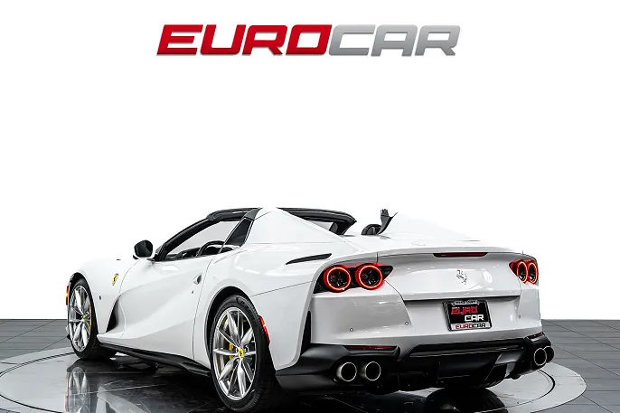 2022 Ferrari 812 GTS